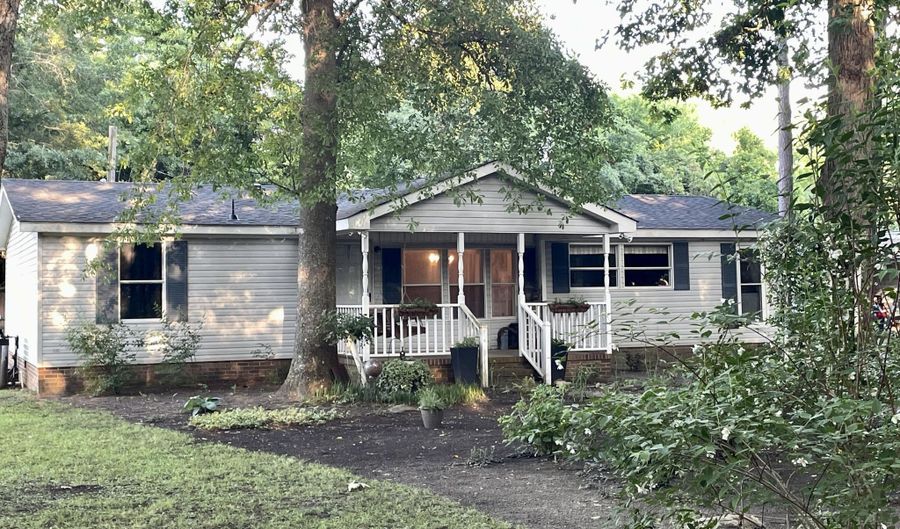 2166 Healing Springs Rd, Blackville, SC 29817 - 3 Beds, 2 Bath
