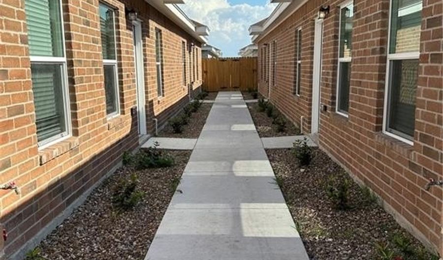 905 W Sunset Vly 3, Alton, TX 78573 - 3 Beds, 2 Bath