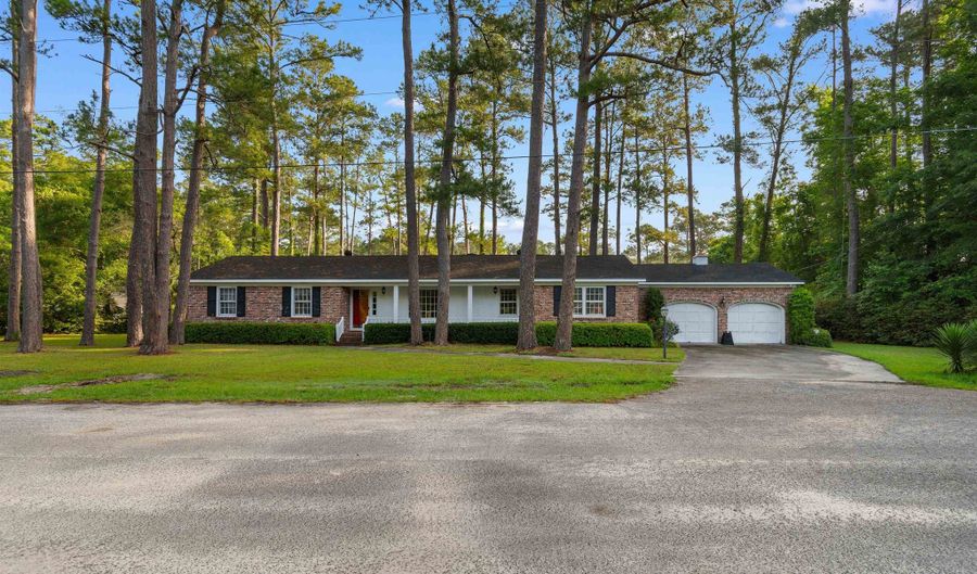 106 Jessamine St, Andrews, SC 29510 - 4 Beds, 4 Bath
