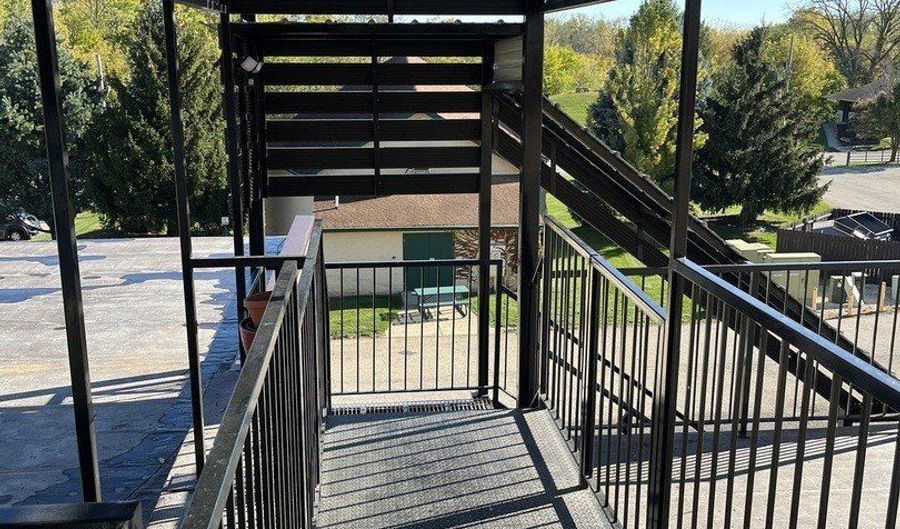 903 Main St 2, Antioch, IL 60002 - 2 Beds, 1 Bath