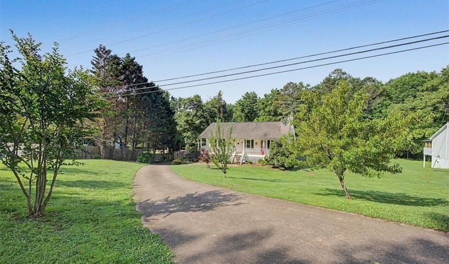 970 Ball Ground Rd, Ball Ground, GA 30107 - 3 Beds, 2 Bath