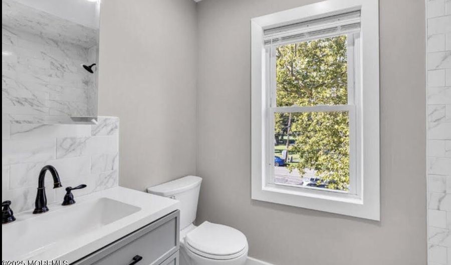 700 5th Ave B, Asbury Park, NJ 07712 - 2 Beds, 1 Bath