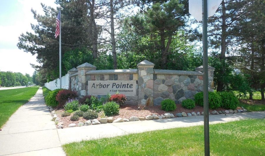 251 Cloverleaf Ct, Ann Arbor, MI 48103 - 4 Beds, 3 Bath