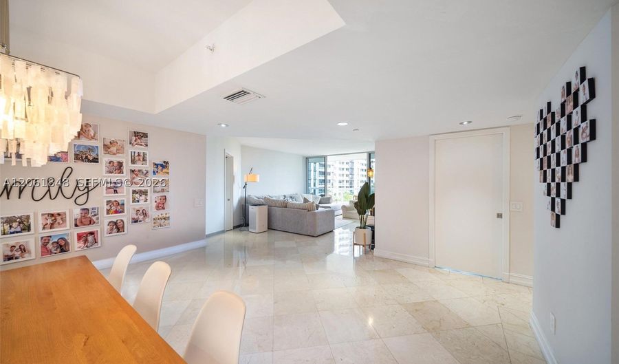 21205 Yacht Club Dr 703, Aventura, FL 33180 - 3 Beds, 2 Bath