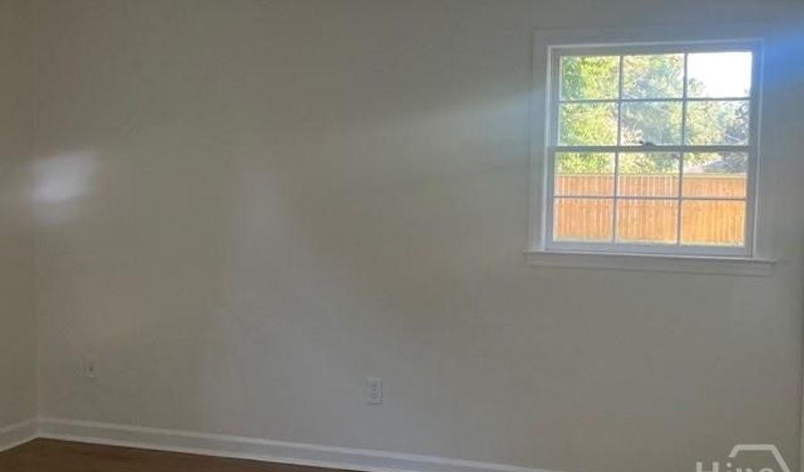 31 Jameswood Ave, Savannah, GA 31406 - 3 Beds, 2 Bath