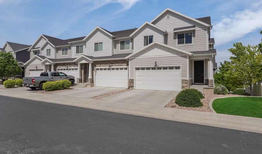15378 S SKYRAIDER, Bluffdale, UT 84065 - 3 Beds, 3 Bath