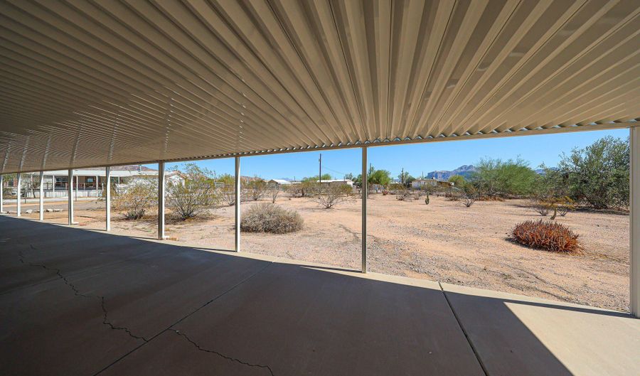 1850 N MAIN Dr, Apache Junction, AZ 85120 - 4 Beds, 4 Bath