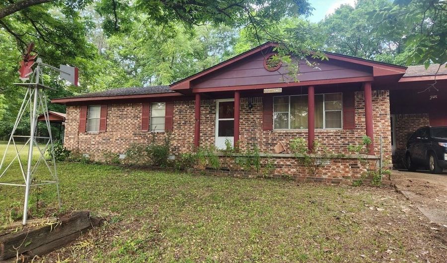 3210 James St, Batesville, AR 72501 - 3 Beds, 2 Bath