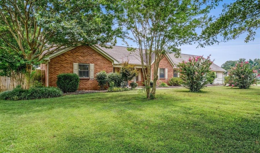 6580 AUSTIN PEAY, Arlington, TN 38002 - 3 Beds, 3 Bath