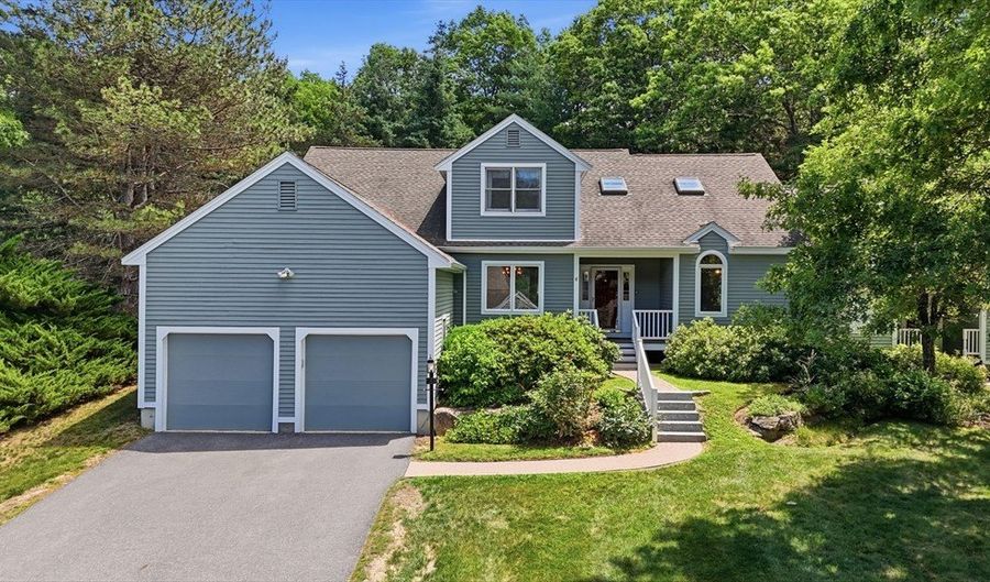 6 Blue Heron Way 6, Acton, MA 01720 - 2 Beds, 3 Bath