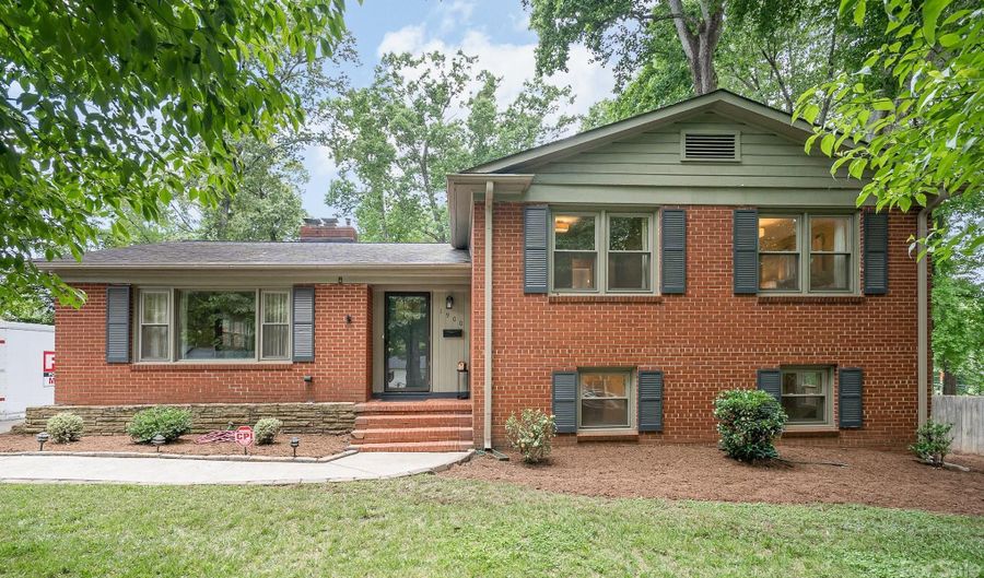 1900 Townsend Ave, Charlotte, NC 28205 - 3 Beds, 2 Bath