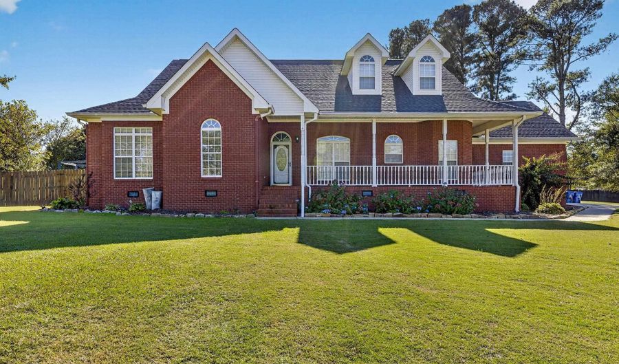 1404 Dan Ave, Albertville, AL 35950 - 4 Beds, 3 Bath
