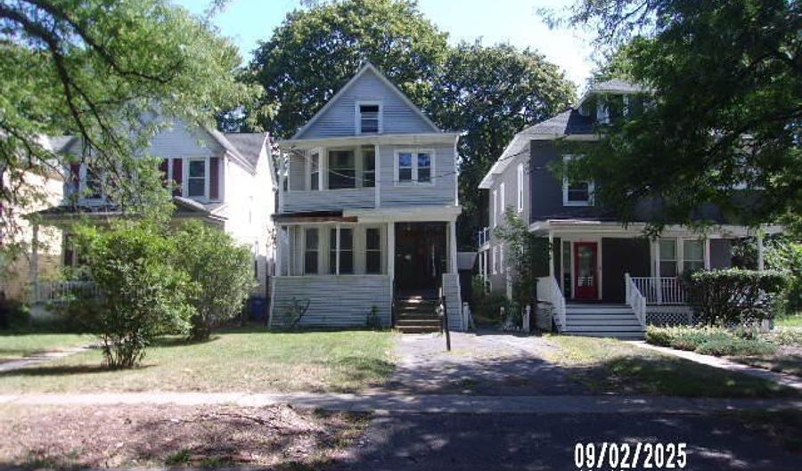 137 N Pine Ave, Albany, NY 12203 - 6 Beds, 4 Bath