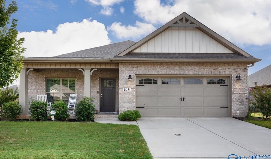 24354 Costello Dr, Athens, AL 35613 - 4 Beds, 3 Bath