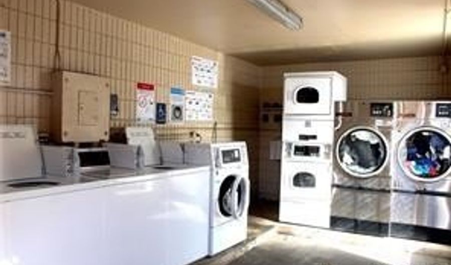 98-729 Moanalua Loop 317, Aiea, HI 96701 - 2 Beds, 1 Bath