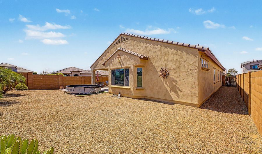 25999 W TONTO Ln, Buckeye, AZ 85396 - 3 Beds, 2 Bath