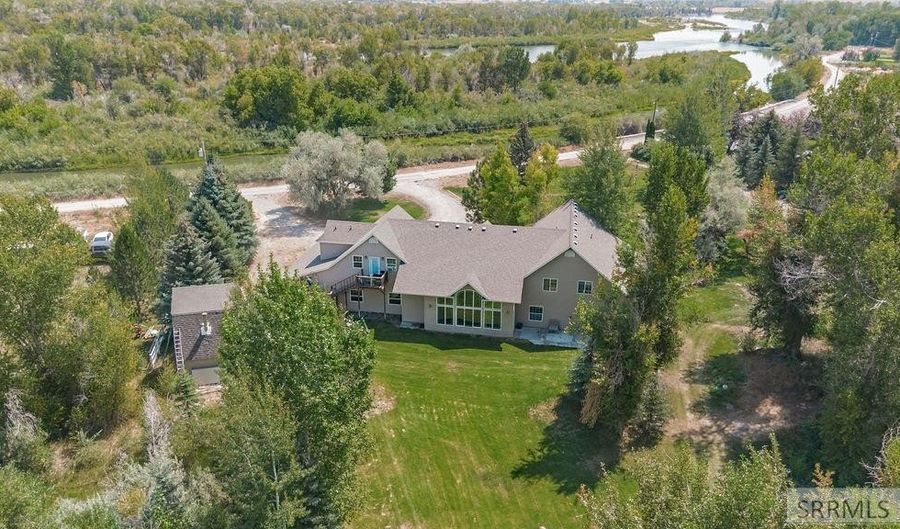 342 S 1000 W, Blackfoot, ID 83221 - 5 Beds, 3 Bath