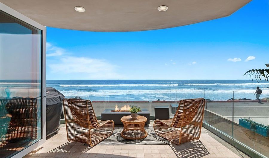 516 S THE STRAND #A, Oceanside, CA 92054 - 4 Beds, 4 Bath