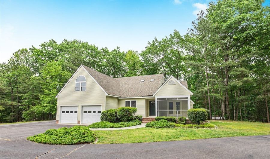 13194 Fair Oaks Ln, Ashland, VA 23005 - 3 Beds, 3 Bath