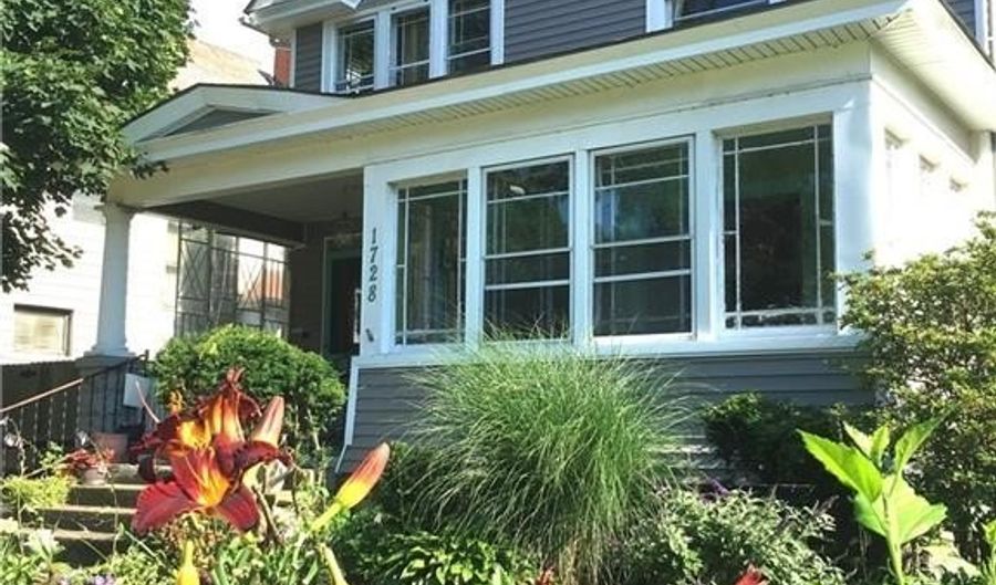 1728 E 44th St, Ashtabula, OH 44004 - 5 Beds, 2 Bath