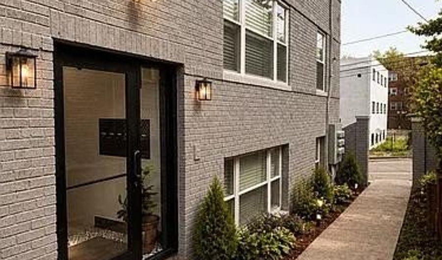 1615 28TH Pl SE, Washington, DC 20020 - 18 Beds, 9 Bath