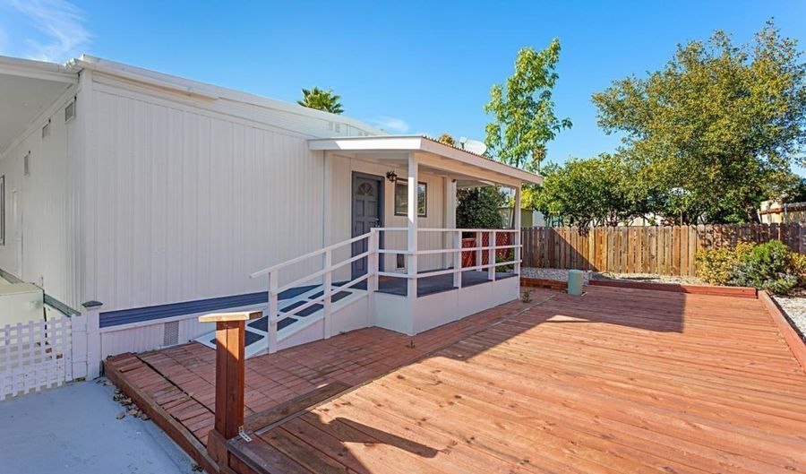 1120 E Mission Rd 39, Fallbrook, CA 92028 - 2 Beds, 2 Bath