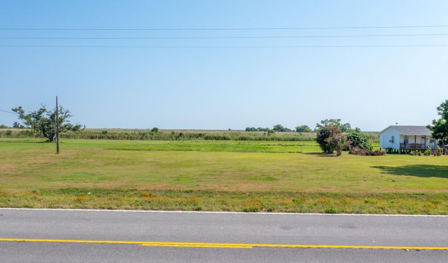 31540 LA-82, Abbeville, LA 70548 - 0 Beds, 0 Bath