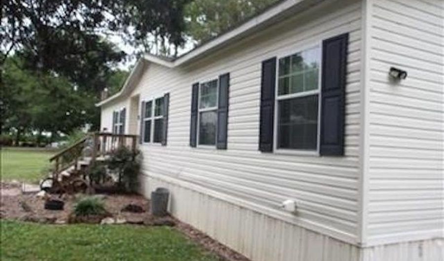 216 N Columbia, Almyra, AR 72003 - 3 Beds, 2 Bath