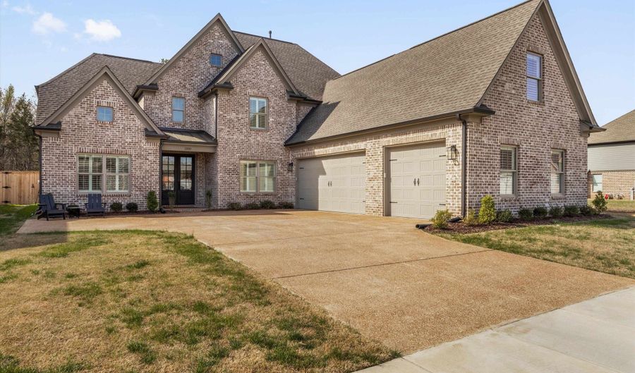12103 STROMNESS Cv, Arlington, TN 38002 - 5 Beds, 3 Bath