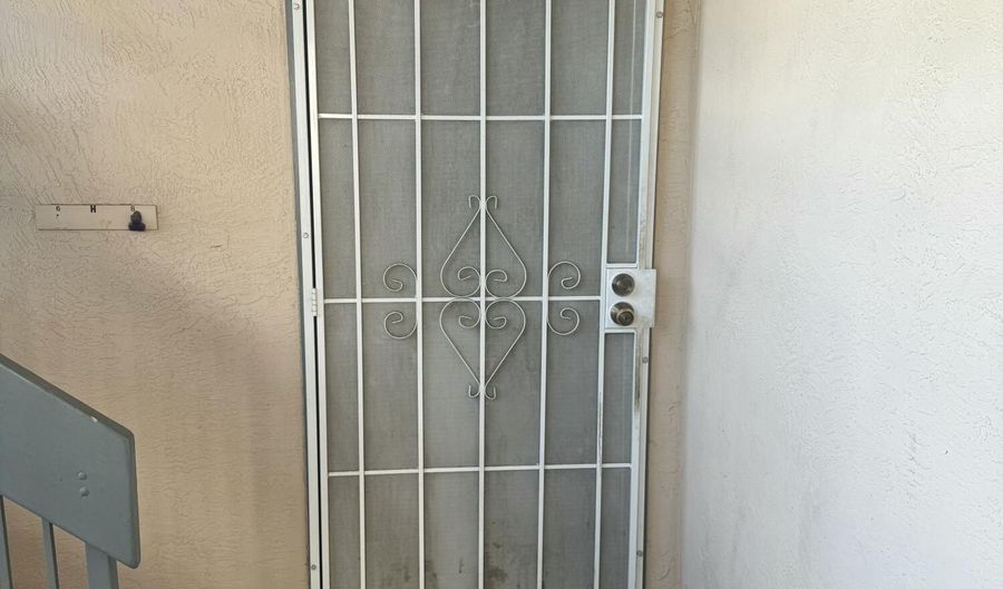 4601 CARLISLE Blvd NE, Albuquerque, NM 87109 - 1 Beds, 1 Bath