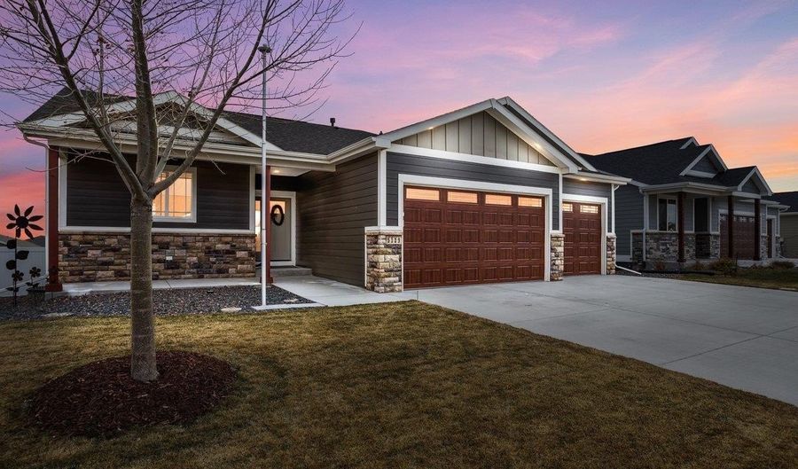 5329 CARMEL Dr, Cheyenne, WY 82009 - 3 Beds, 2 Bath