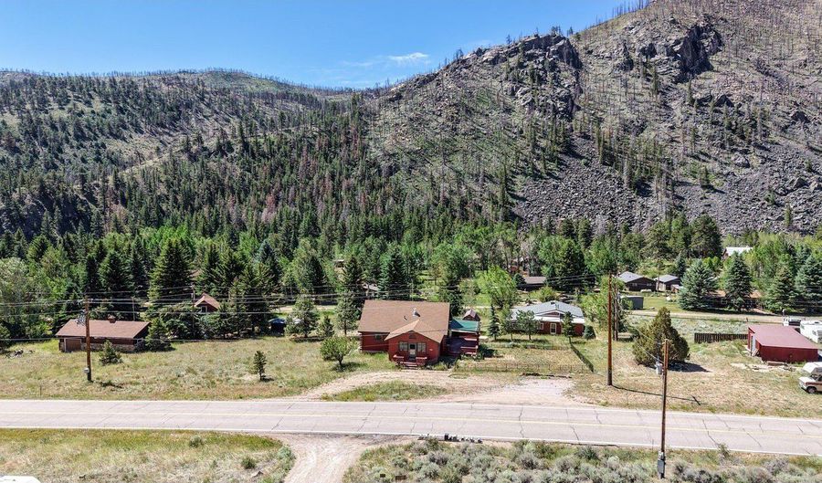32759 Poudre Canyon Rd, Bellvue, CO 80512 - 2 Beds, 2 Bath