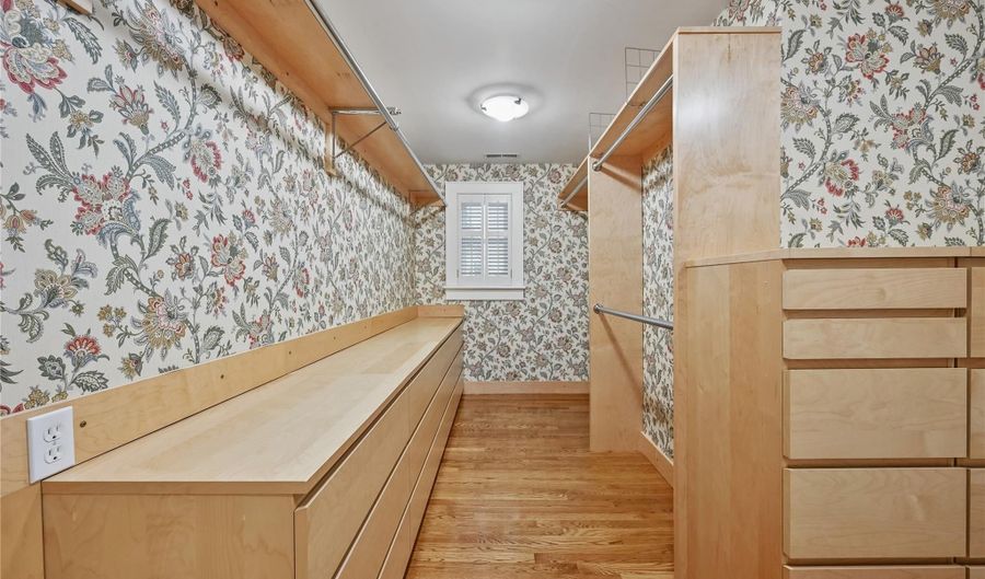 151-155 Long Ridge Rd, Danbury, CT 06810 - 4 Beds, 7 Bath