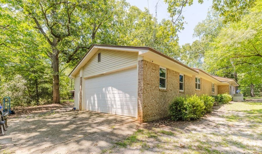 279 Lacross Rd, Americus, GA 31709 - 3 Beds, 2 Bath