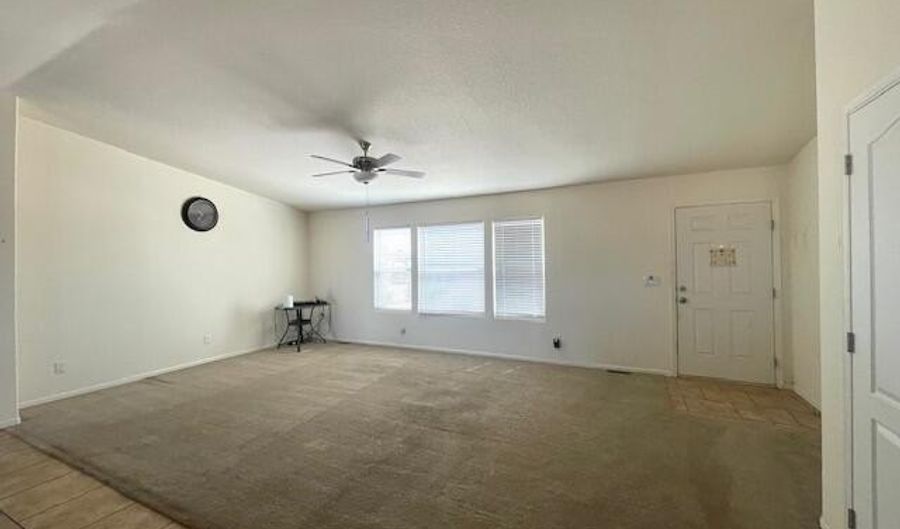 120 N Royal Palm Rd, Apache Junction, AZ 85119 - 3 Beds, 2 Bath