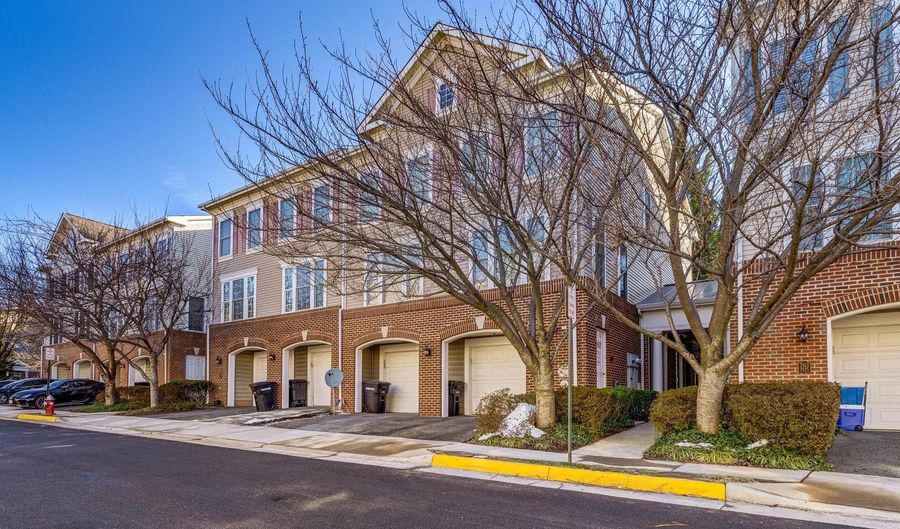 7119 MASON GROVE Ct 7, Alexandria, VA 22306 - 3 Beds, 3 Bath
