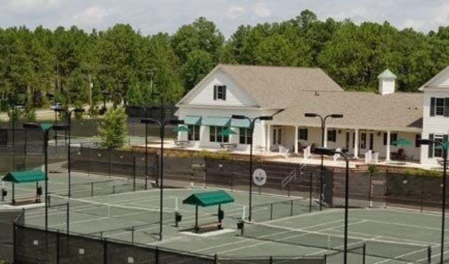 400 Legacy Lakes Way, Aberdeen, NC 28315 - 4 Beds, 3 Bath