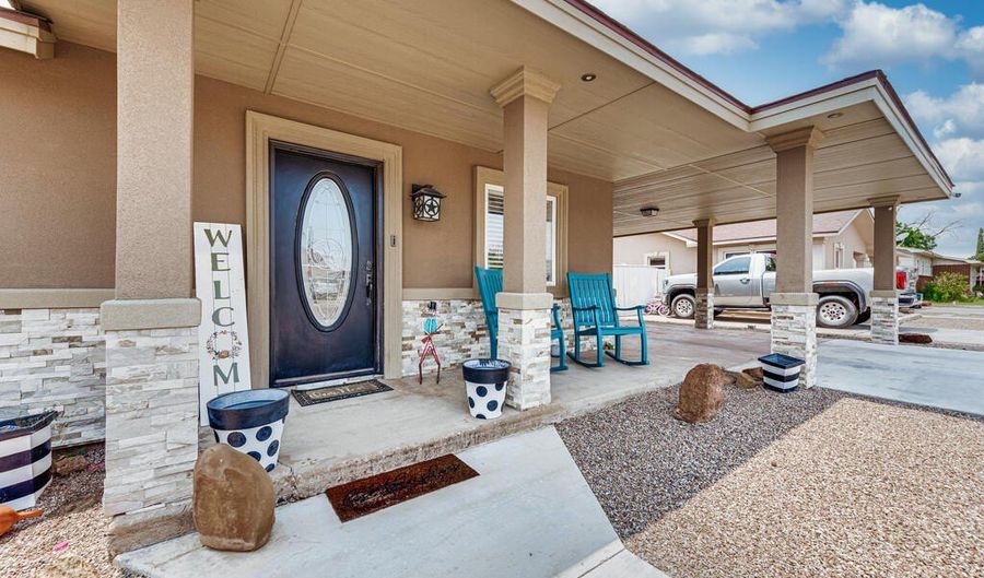 807 NW 4th St, Andrews, TX 79714 - 3 Beds, 3 Bath