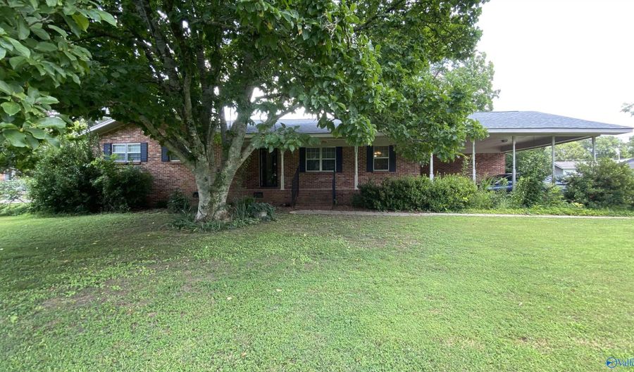 1007 Julian Ave, Albertville, AL 35976 - 3 Beds, 2 Bath