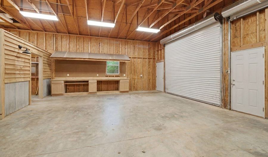 671 Englewood Dr, Abbeville, AL 36310 - 3 Beds, 2 Bath