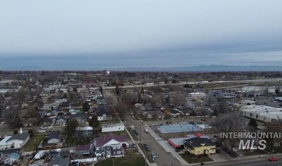 718 E Belmont St, Caldwell, ID 83605 - 1 Beds, 1 Bath