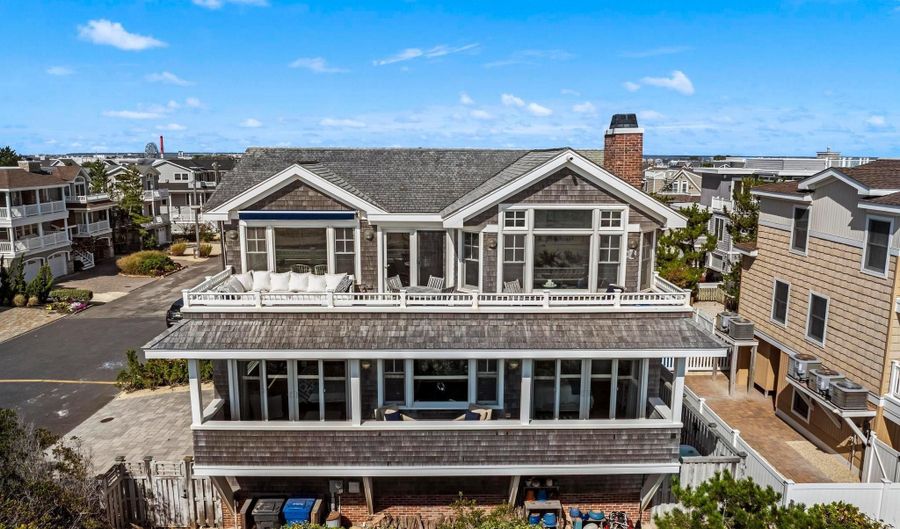 5 NINTH, Beach Haven, NJ 08008 - 5 Beds, 3 Bath