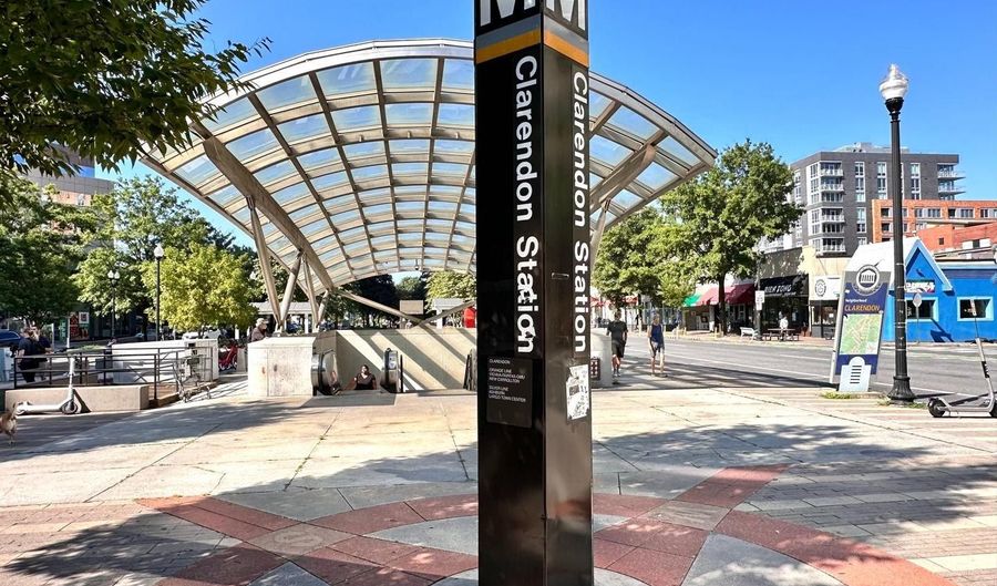 1220 N FILLMORE St #PH08, Arlington, VA 22201 - 2 Beds, 2 Bath