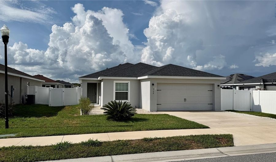 332 CASCARA Ln, Auburndale, FL 33823 - 3 Beds, 2 Bath