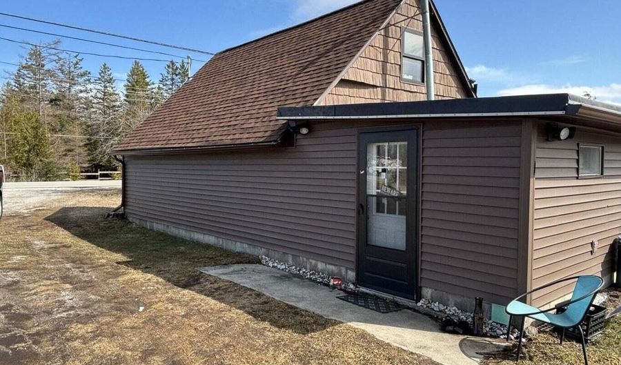 5280 Cathro Rd, Alpena, MI 49707 - 1 Beds, 2 Bath