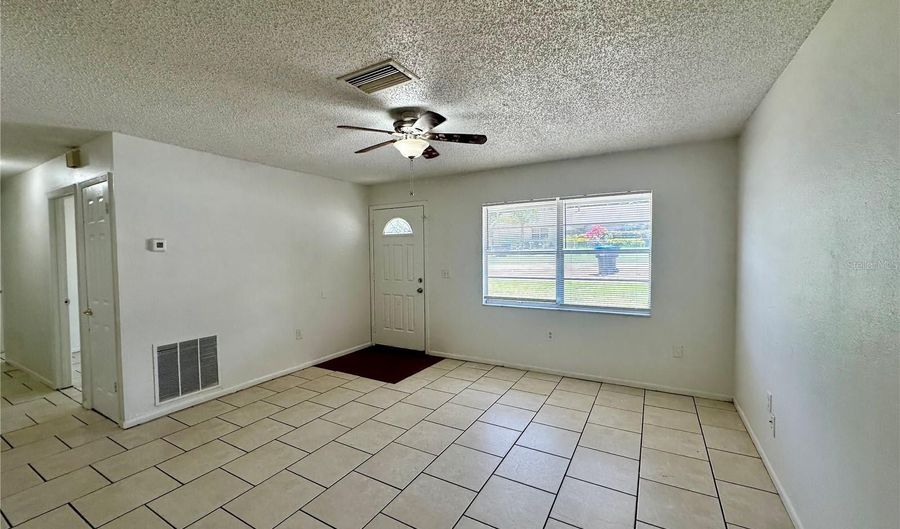633 W ELLA J GILMORE St, Apopka, FL 32703 - 3 Beds, 2 Bath