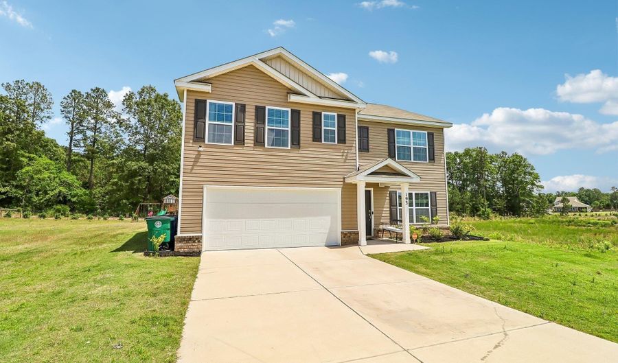 193 W Rapid Run, Camden, SC 29020 - 5 Beds, 3 Bath