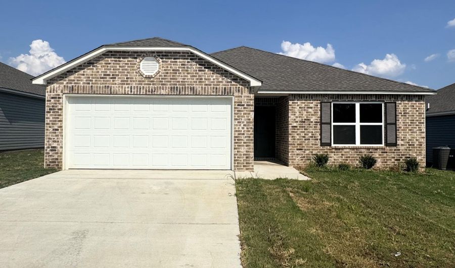1632 Rambling Brook Dr, Benton, AR 72015 - 3 Beds, 2 Bath