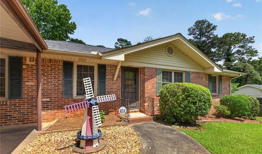 4387 Chelou Dr, Austell, GA 30106 - 3 Beds, 2 Bath