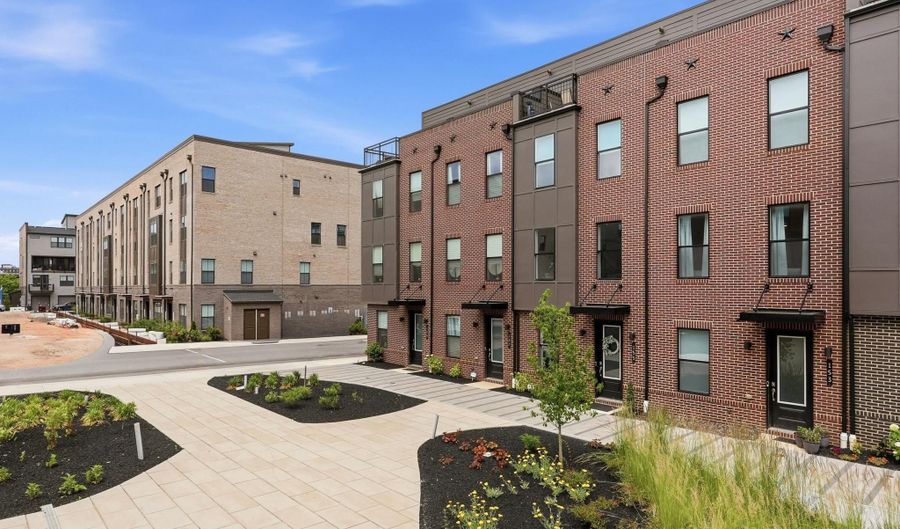 153 LOCKE St, Baltimore, MD 21230 - 4 Beds, 5 Bath